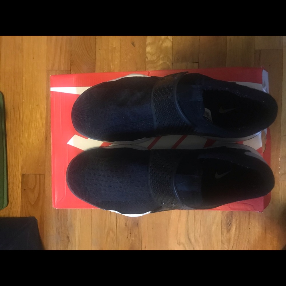 Black nike sock darts